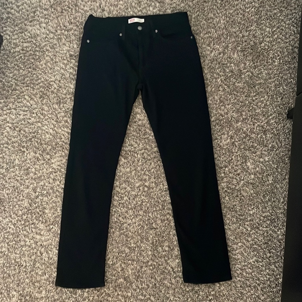 SIGNATURE LEVI STRAUSS SLIM BLACK JEANS